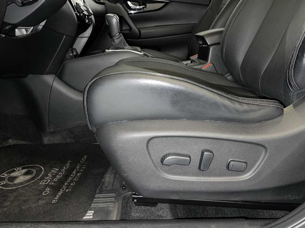 used 2019 Nissan Rogue Sport car, priced at $17,943