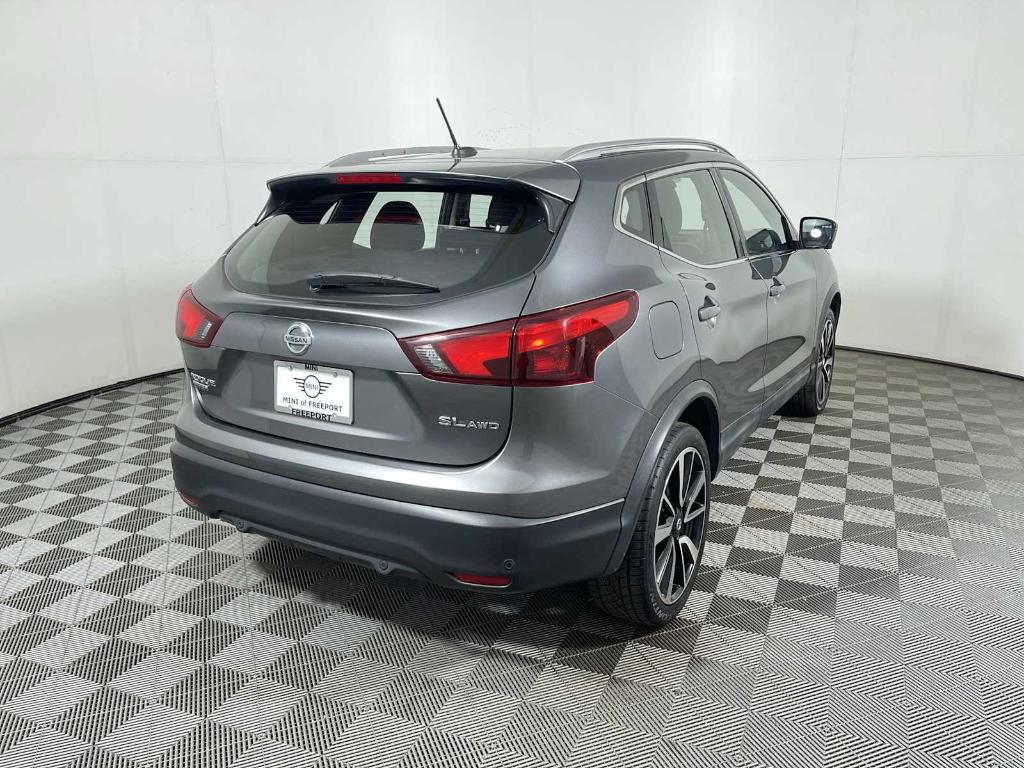 used 2019 Nissan Rogue Sport car, priced at $17,943