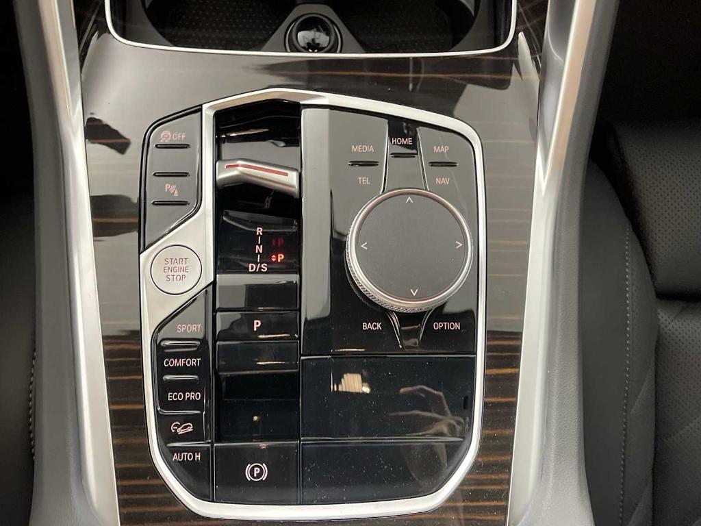 new 2026 BMW X6 car, priced at $78,325