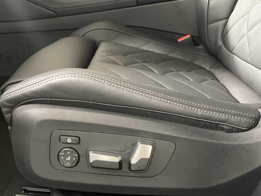 new 2026 BMW X6 car, priced at $78,325