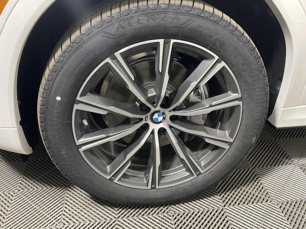 new 2026 BMW X6 car, priced at $78,325
