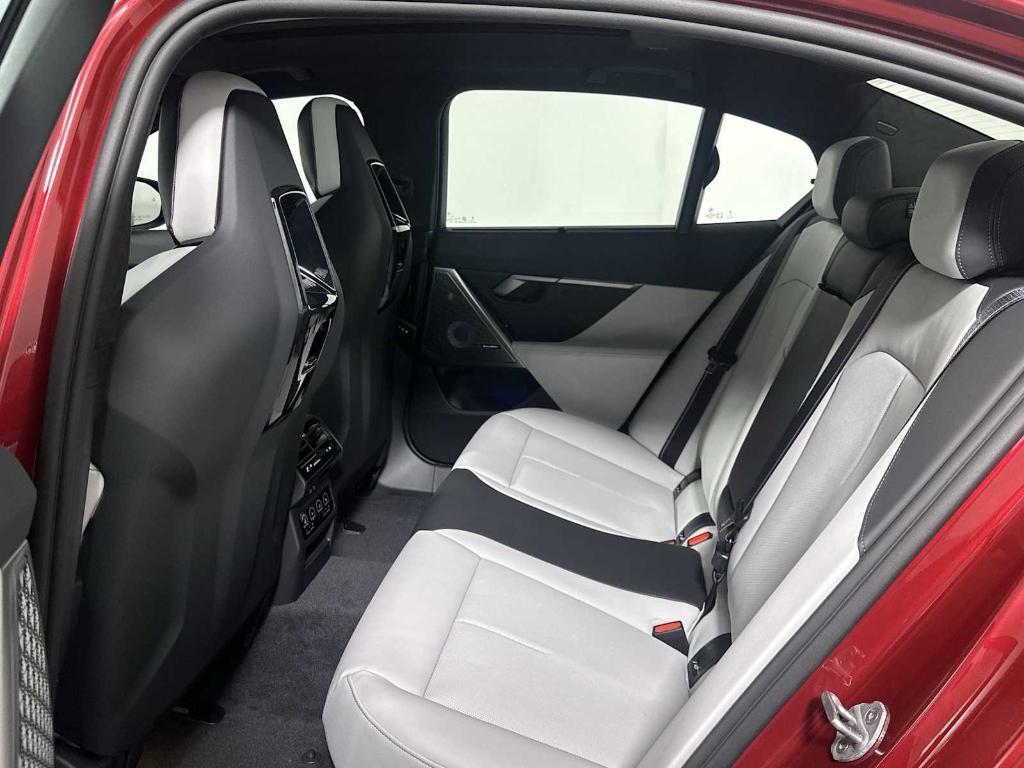 new 2026 BMW M5 car, priced at $129,440