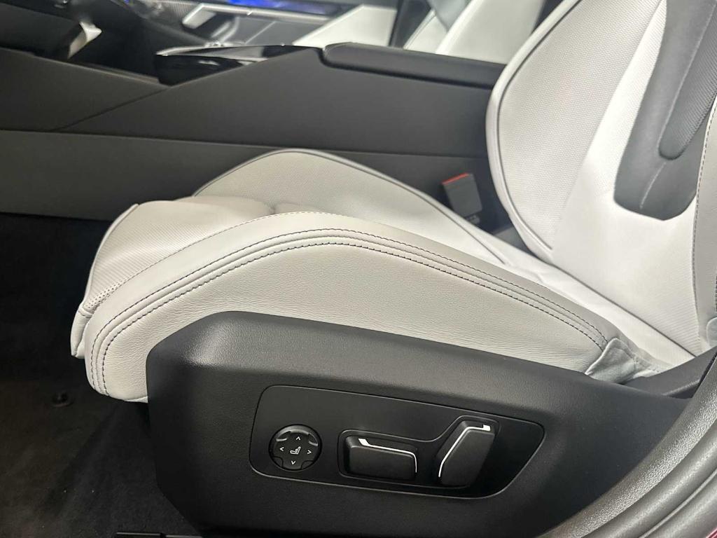 new 2026 BMW M5 car, priced at $129,440