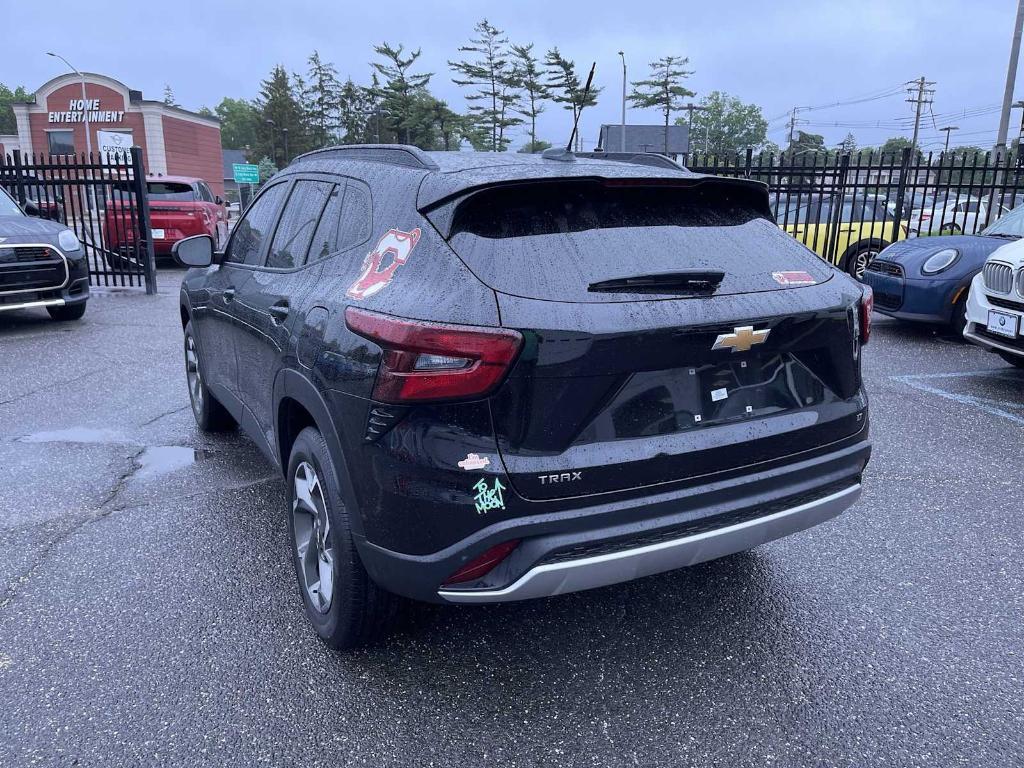 used 2024 Chevrolet Trax car, priced at $23,943
