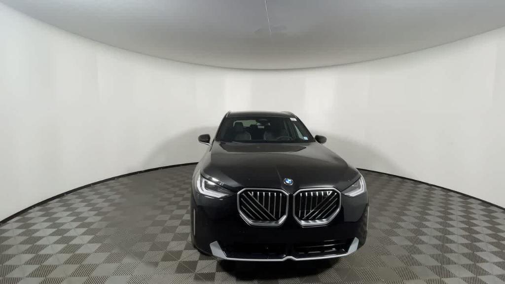 new 2025 BMW X3 car, priced at $55,580