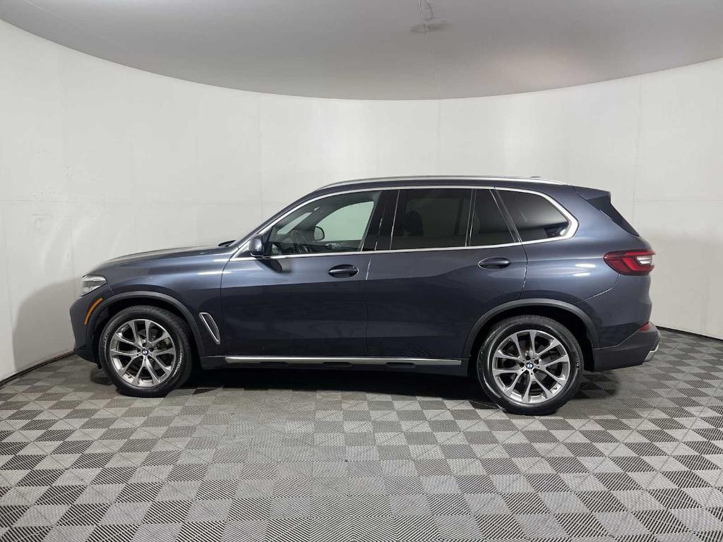 used 2022 BMW X5 car, priced at $38,677