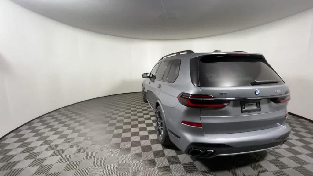 new 2025 BMW X7 car, priced at $120,905