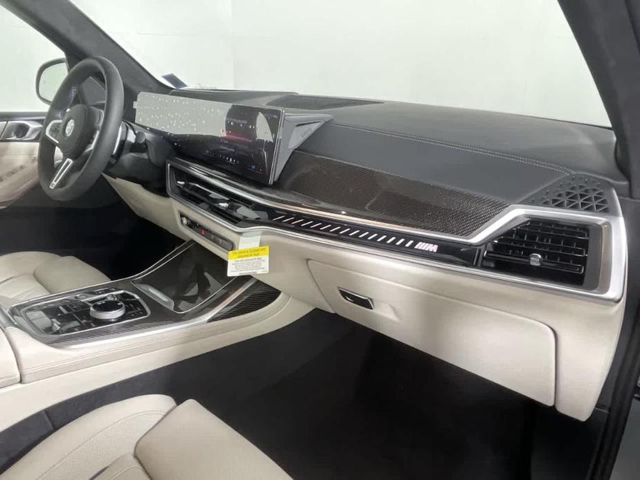 new 2025 BMW X7 car, priced at $120,905