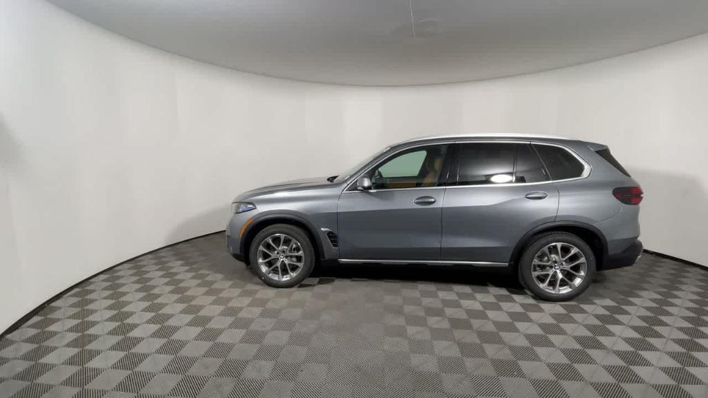 new 2025 BMW X5 car, priced at $72,575