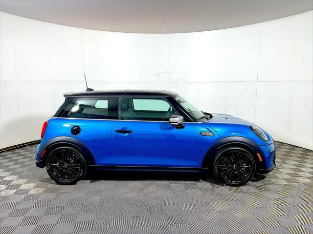 used 2024 MINI Hardtop car, priced at $32,943