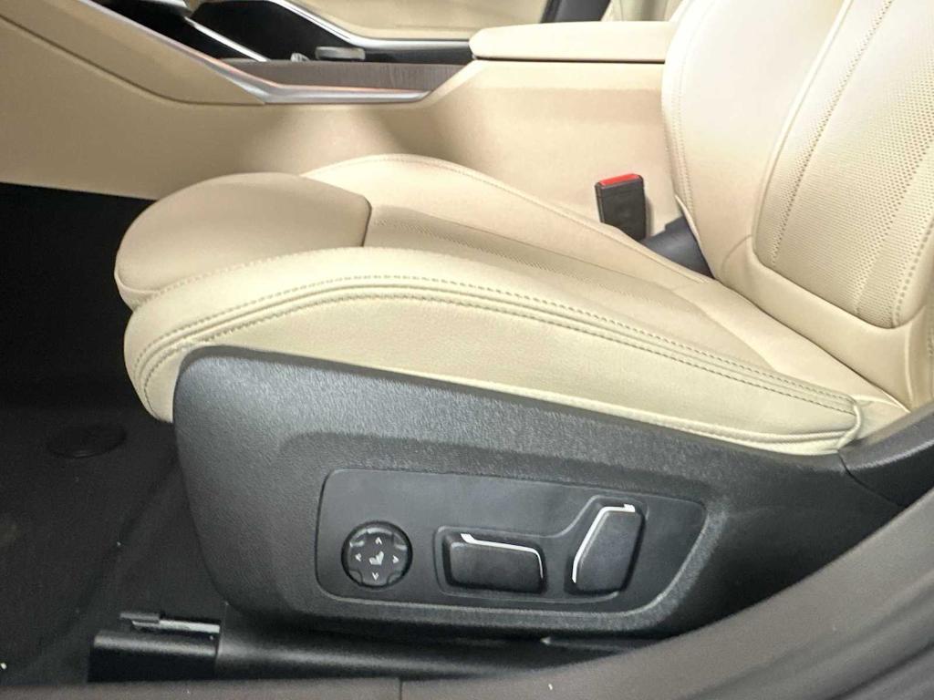 new 2025 BMW 330 car, priced at $50,525