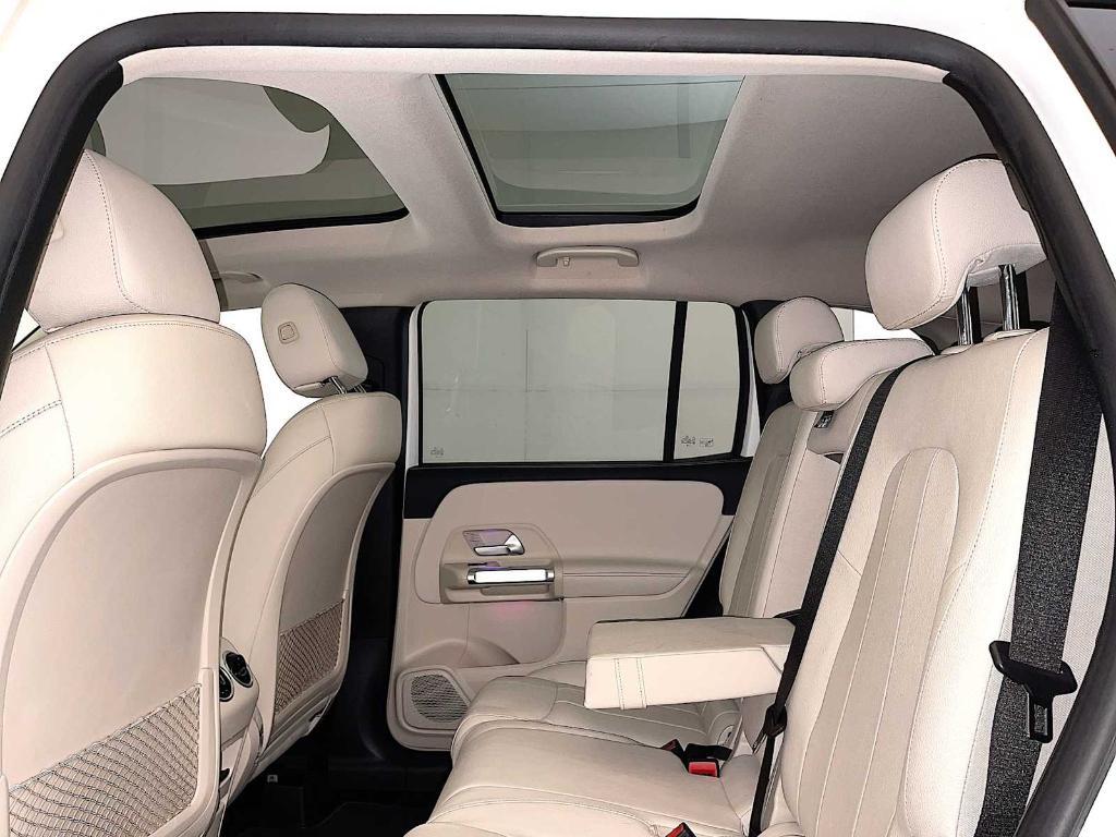 used 2022 Mercedes-Benz GLB 250 car, priced at $30,943