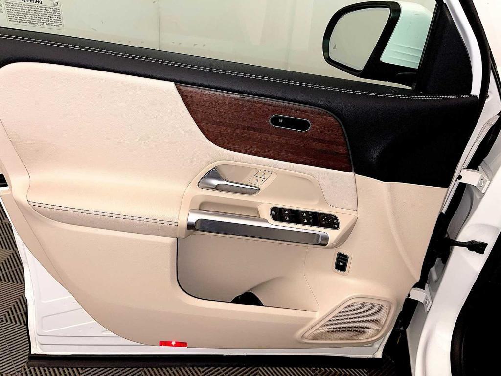 used 2022 Mercedes-Benz GLB 250 car, priced at $30,943