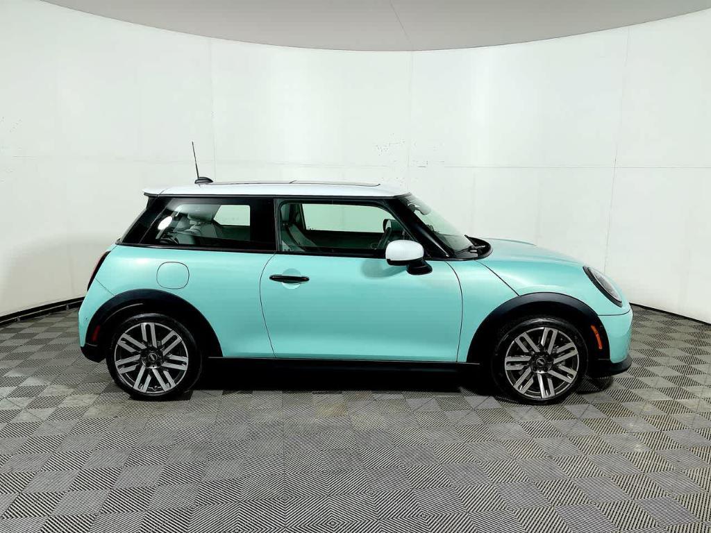 used 2025 MINI Hardtop car, priced at $31,998