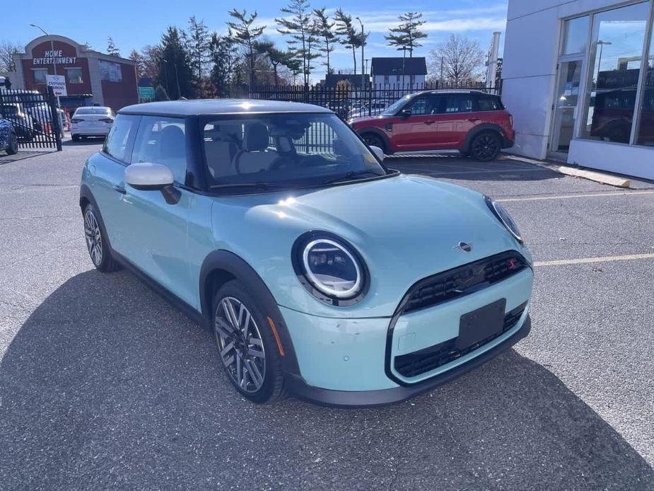 used 2025 MINI Hardtop car, priced at $32,943