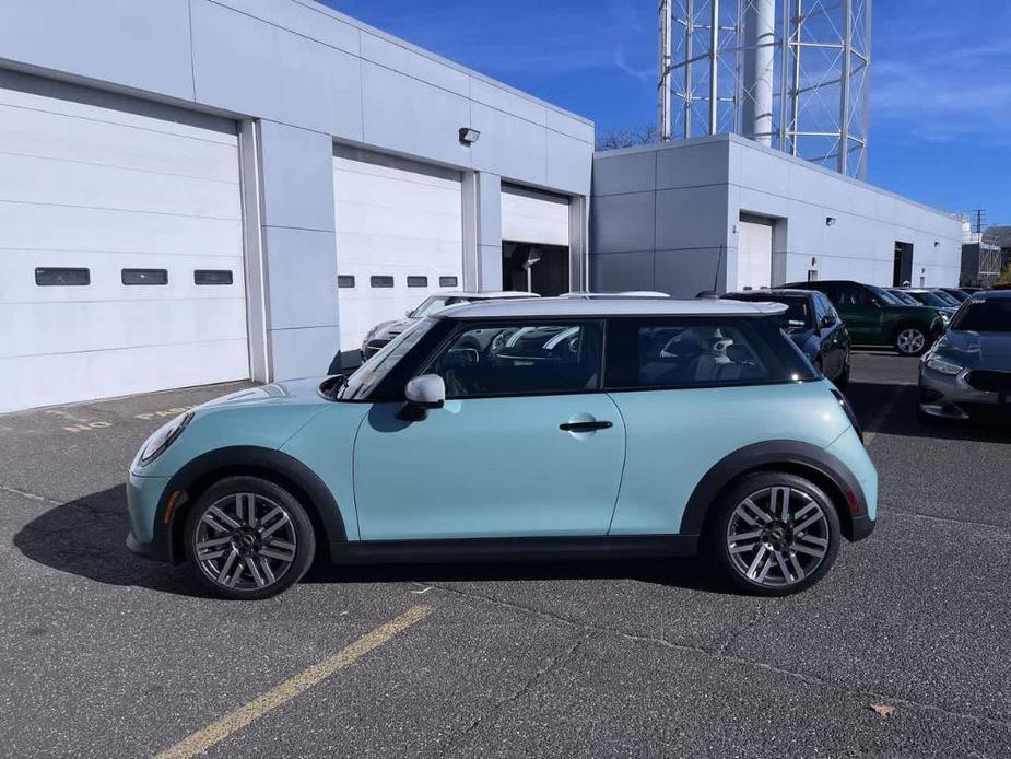 used 2025 MINI Hardtop car, priced at $32,943