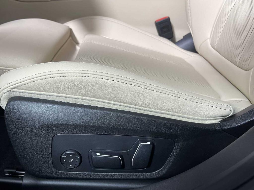 new 2025 BMW 330 car, priced at $51,175