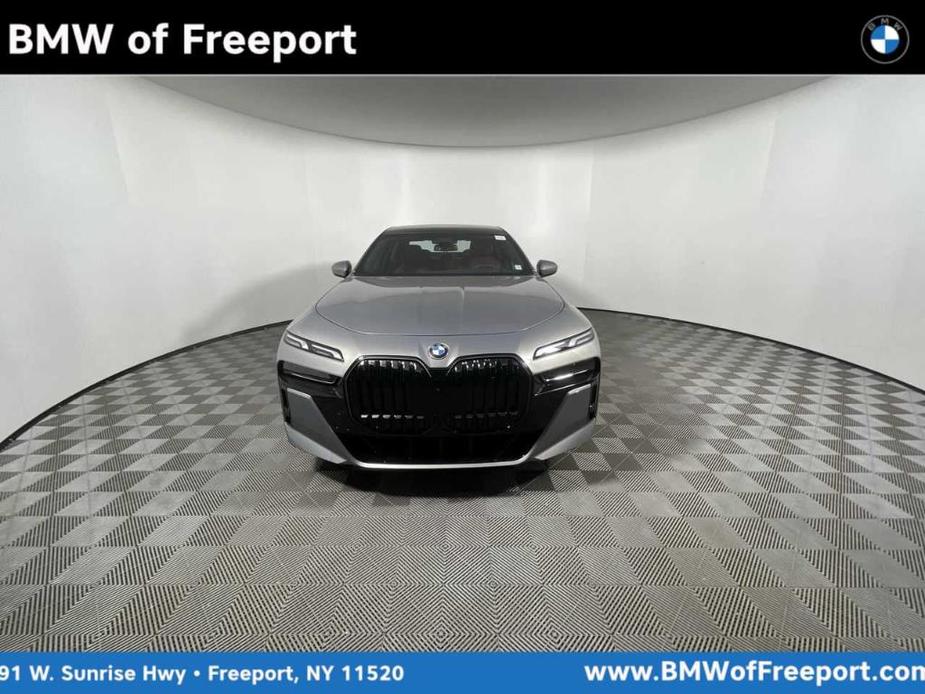 new 2024 BMW 740 car, priced at $106,670