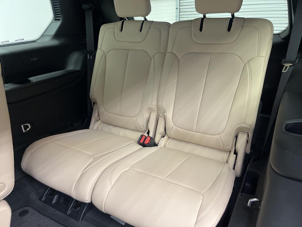 new 2025 Jeep Grand Cherokee L car, priced at $55,357