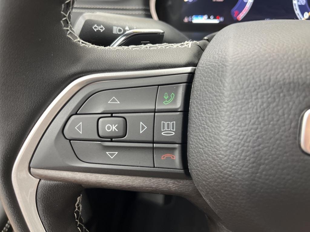 new 2025 Jeep Grand Cherokee car, priced at $51,565