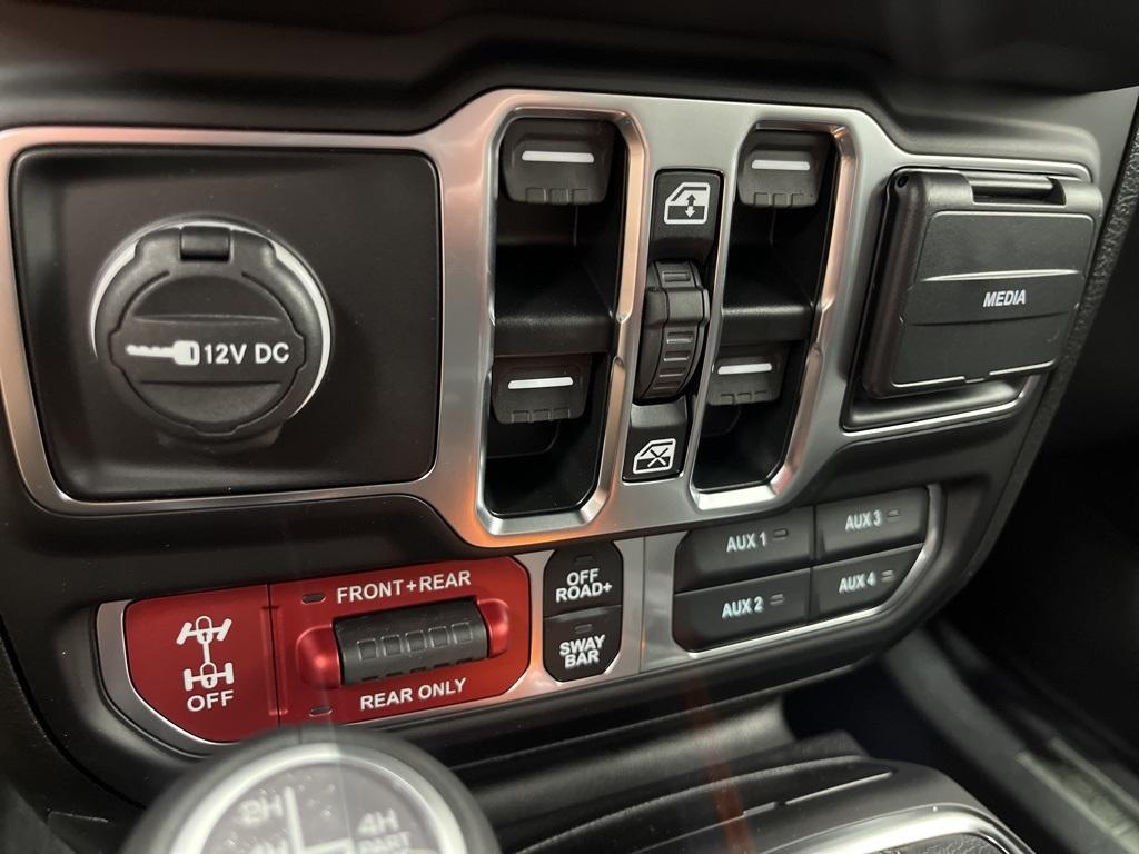 new 2025 Jeep Wrangler car, priced at $66,171