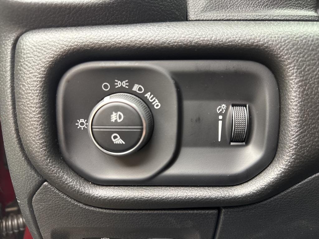 new 2025 Ram 1500 car, priced at $52,479