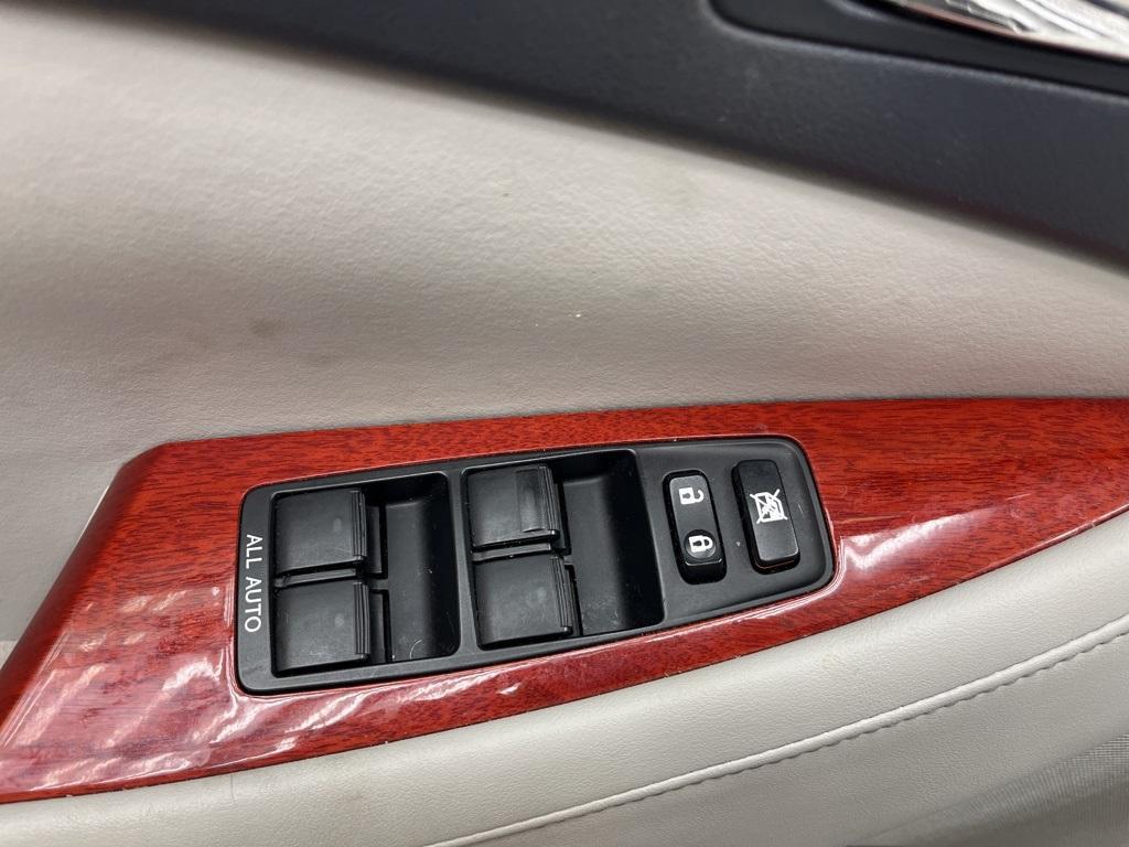 used 2009 Lexus ES 350 car, priced at $11,000