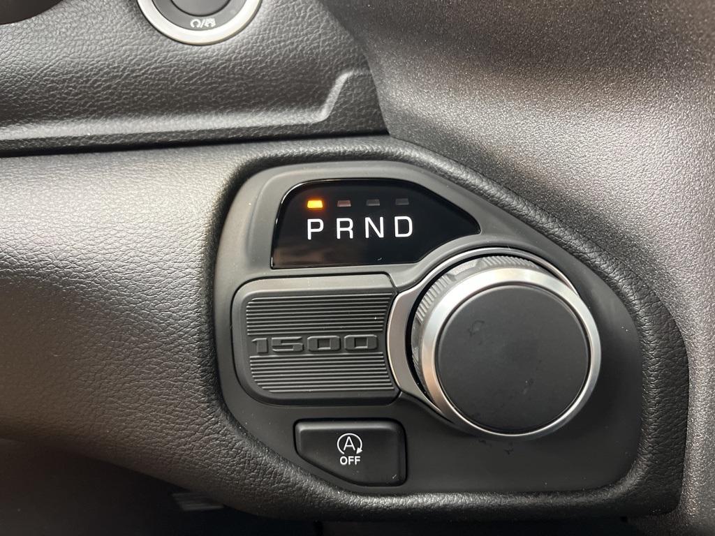 new 2025 Ram 1500 car, priced at $42,000