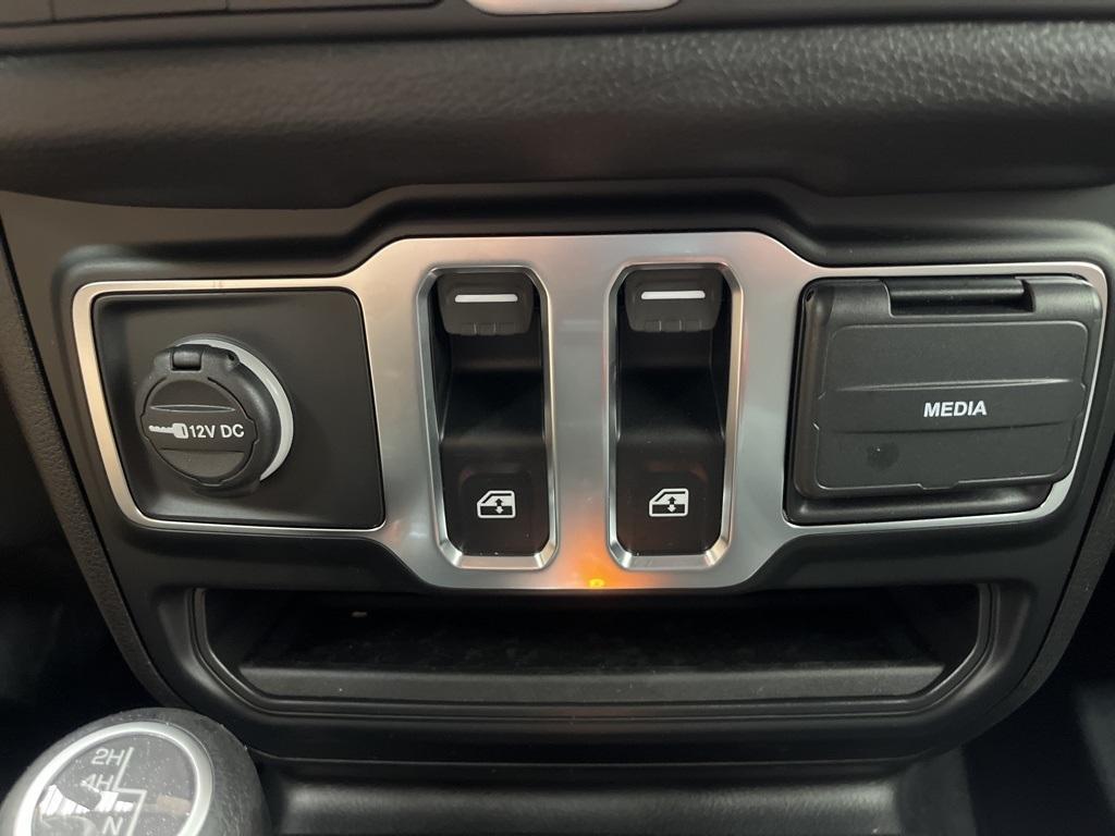new 2025 Jeep Wrangler car, priced at $37,303