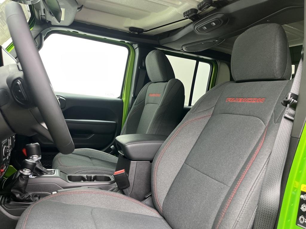 new 2025 Jeep Gladiator car, priced at $58,450
