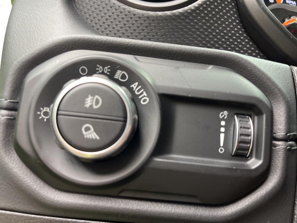 new 2025 Jeep Gladiator car, priced at $58,450