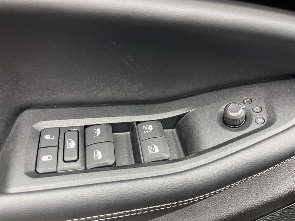 new 2025 Jeep Grand Cherokee L car, priced at $41,000