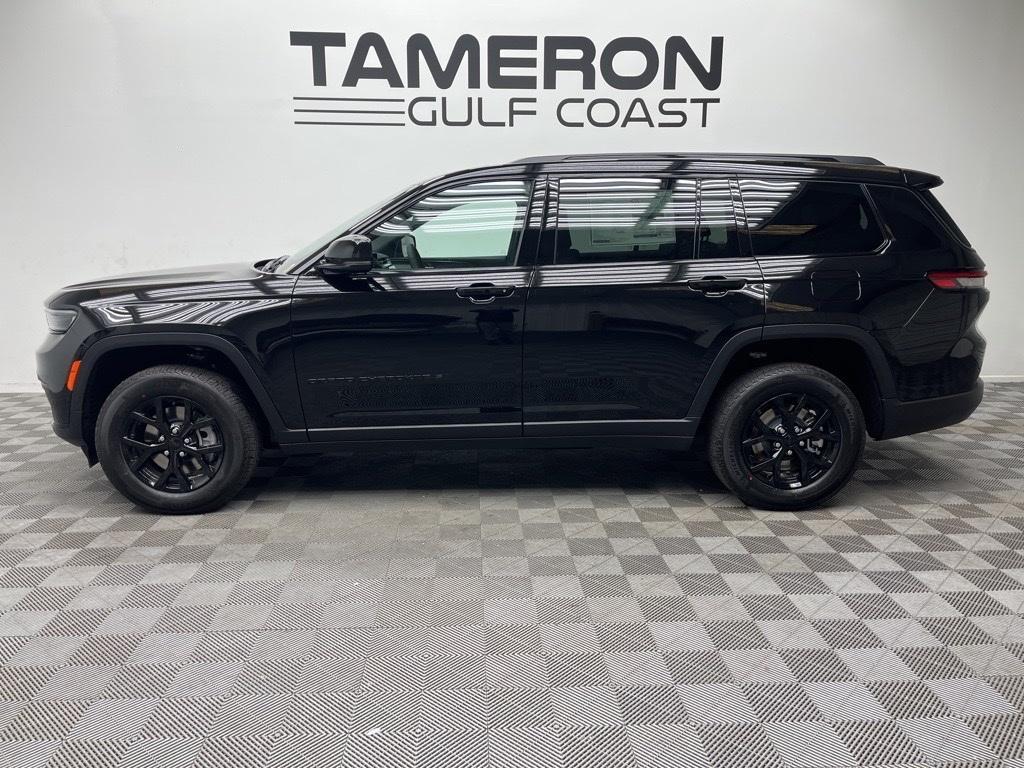 new 2025 Jeep Grand Cherokee L car, priced at $41,000