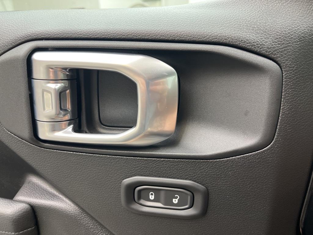 new 2026 Jeep Wrangler car, priced at $36,380