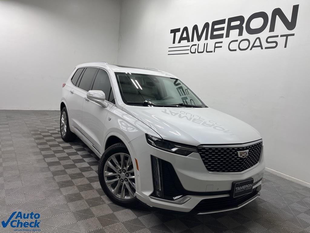 used 2022 Cadillac XT6 car, priced at $32,400