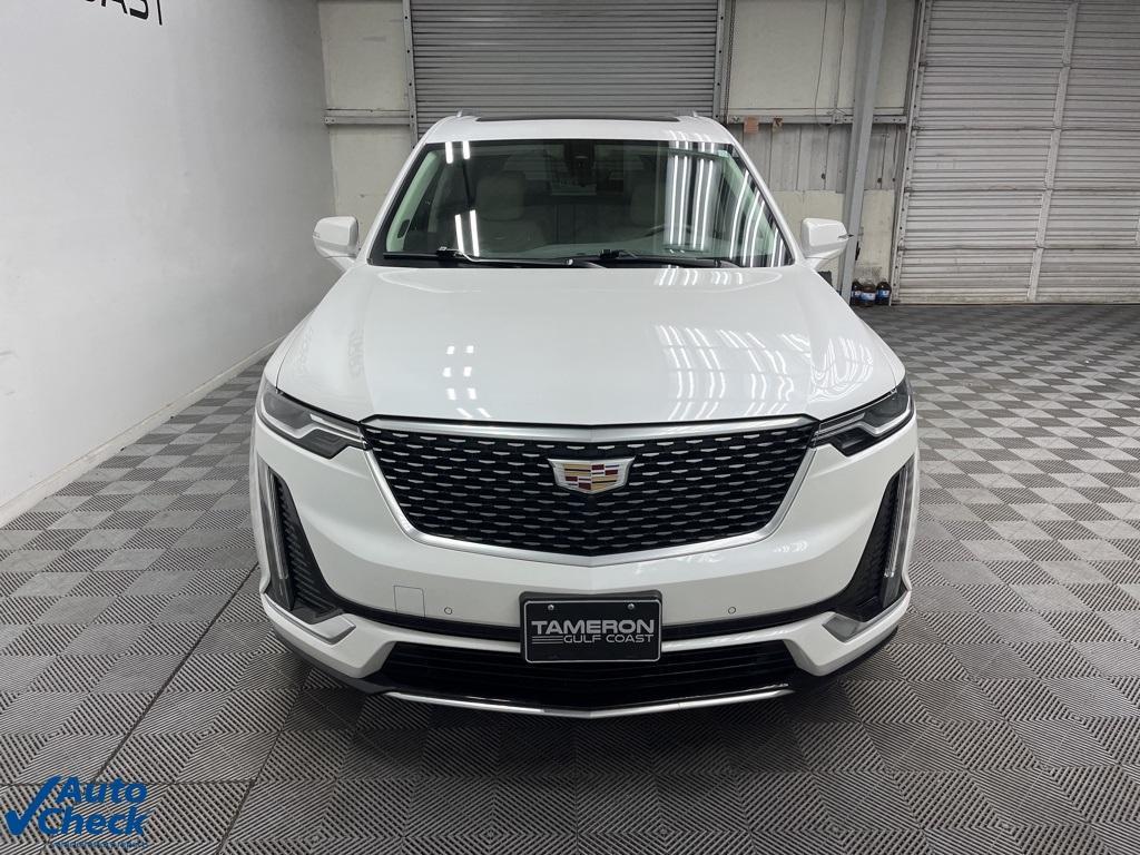 used 2022 Cadillac XT6 car, priced at $32,400