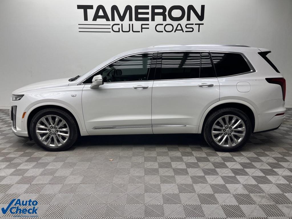 used 2022 Cadillac XT6 car, priced at $32,400