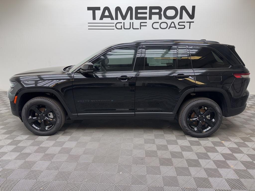 new 2025 Jeep Grand Cherokee car, priced at $51,035