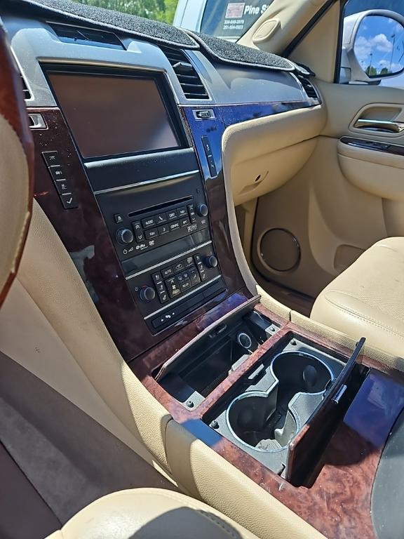 used 2014 Cadillac Escalade car, priced at $17,000