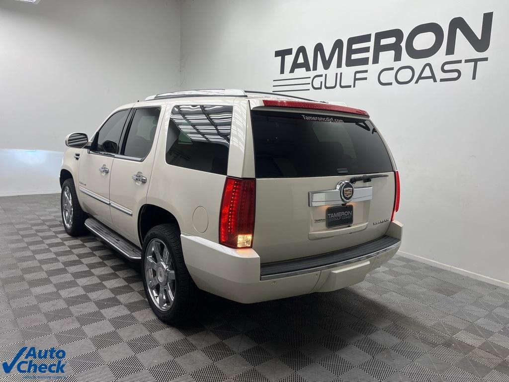 used 2014 Cadillac Escalade car, priced at $16,991