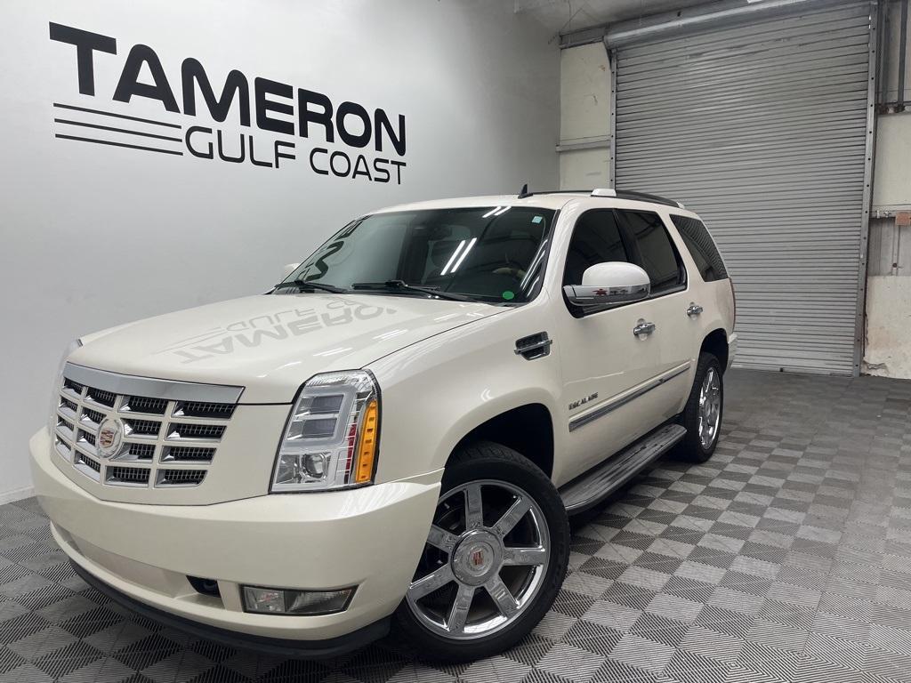 used 2014 Cadillac Escalade car, priced at $16,991
