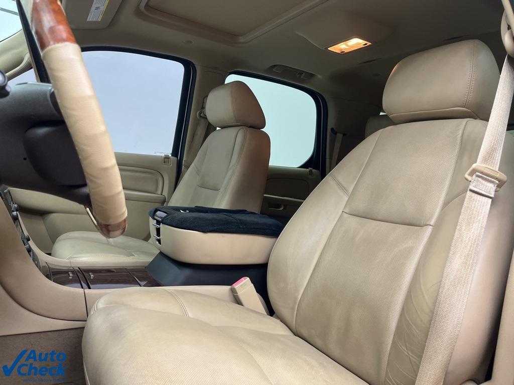 used 2014 Cadillac Escalade car, priced at $16,991