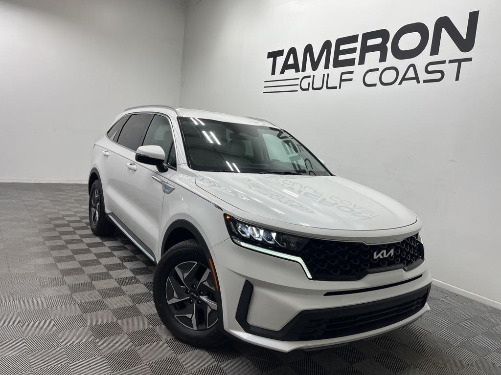 used 2022 Kia Sorento Hybrid car, priced at $25,000