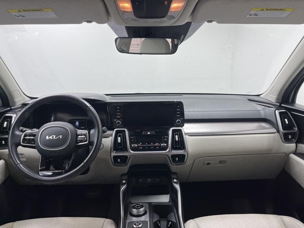 used 2022 Kia Sorento Hybrid car, priced at $25,000