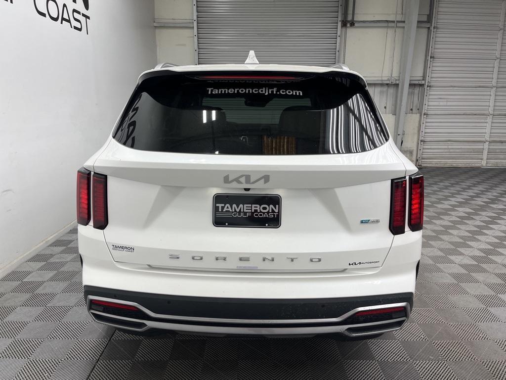 used 2022 Kia Sorento Hybrid car, priced at $25,000