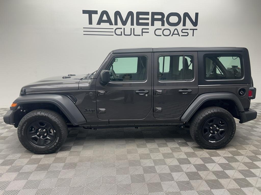 new 2025 Jeep Wrangler car, priced at $45,580