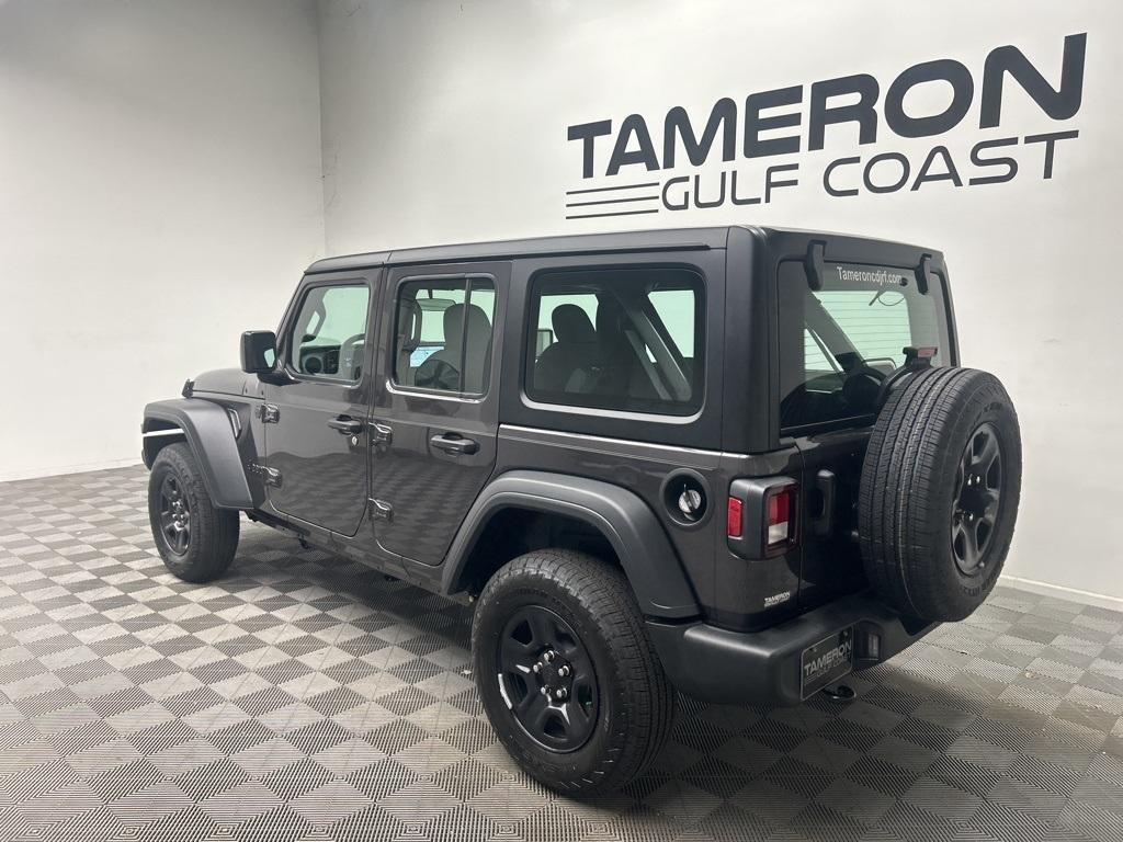 new 2025 Jeep Wrangler car, priced at $45,580