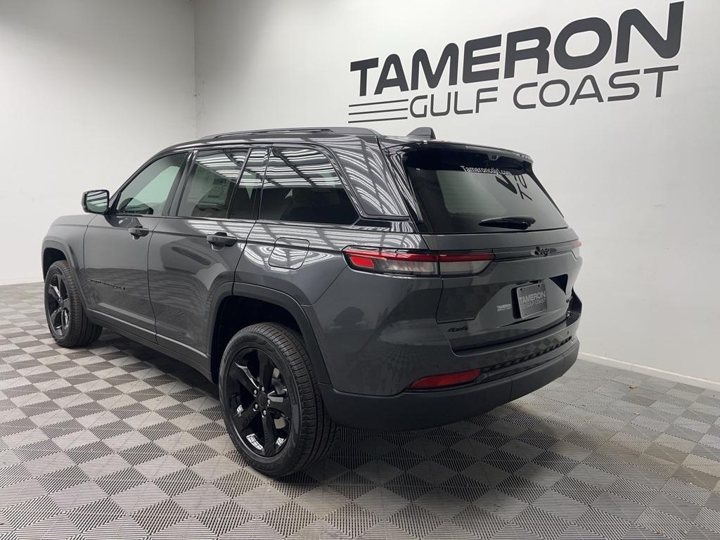 new 2025 Jeep Grand Cherokee car, priced at $54,160
