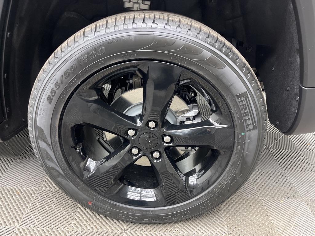 new 2025 Jeep Grand Cherokee car, priced at $54,160