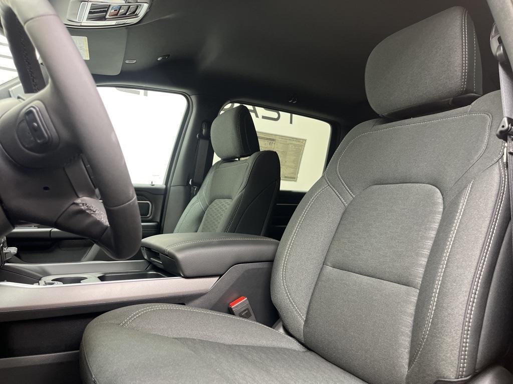 new 2025 Ram 1500 car, priced at $57,565